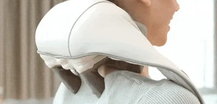Backnuzz Bionic Massager gif in use